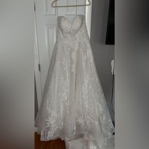 Wedding dress corset never worn custom